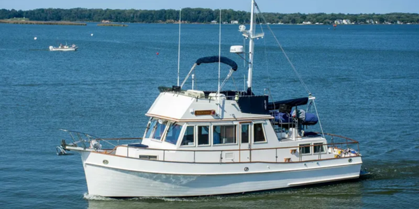 1990 edgewater Grand Banks