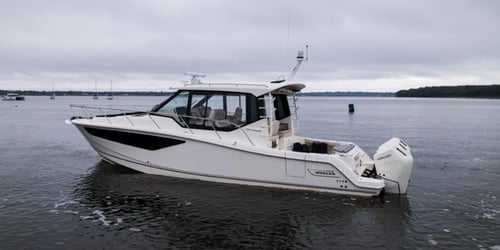 2024 Boston Whaler Conquest