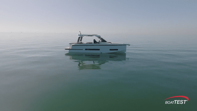 De Antonio D32 Open  _Test & Features_ Review 2024 - BoatTEST-low