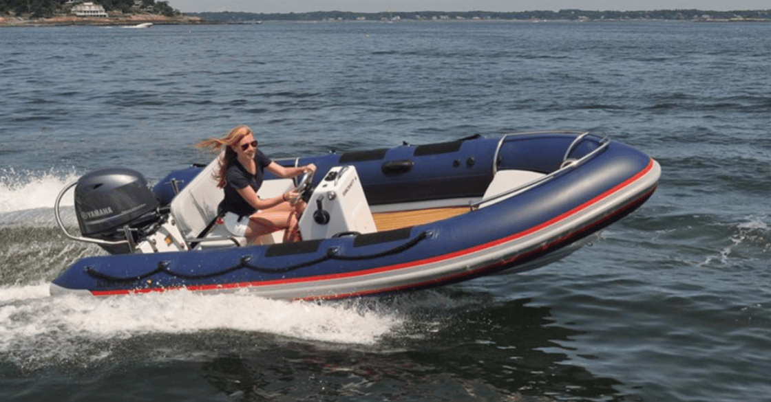 INFLATABLE TENDER