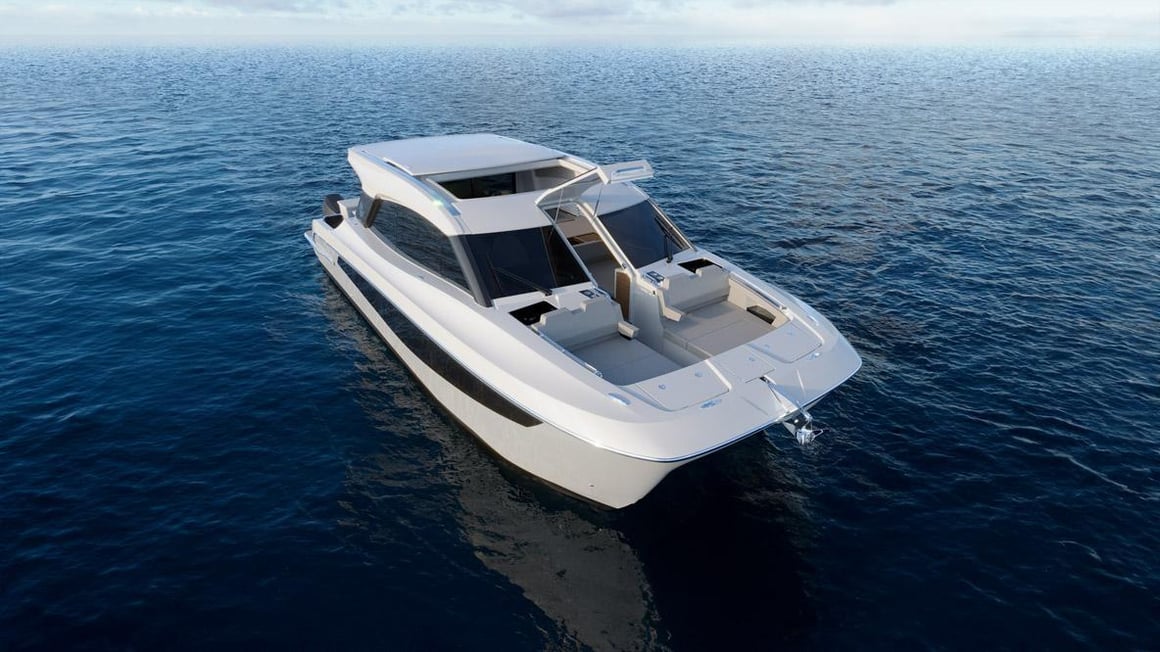 Aquila 42 Coupe