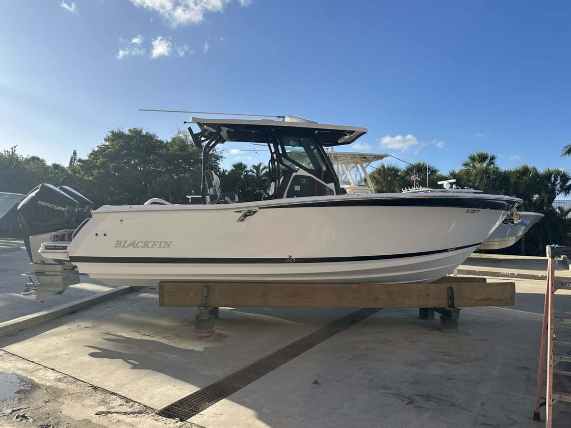 2024 Blackfin 272 CC for sale