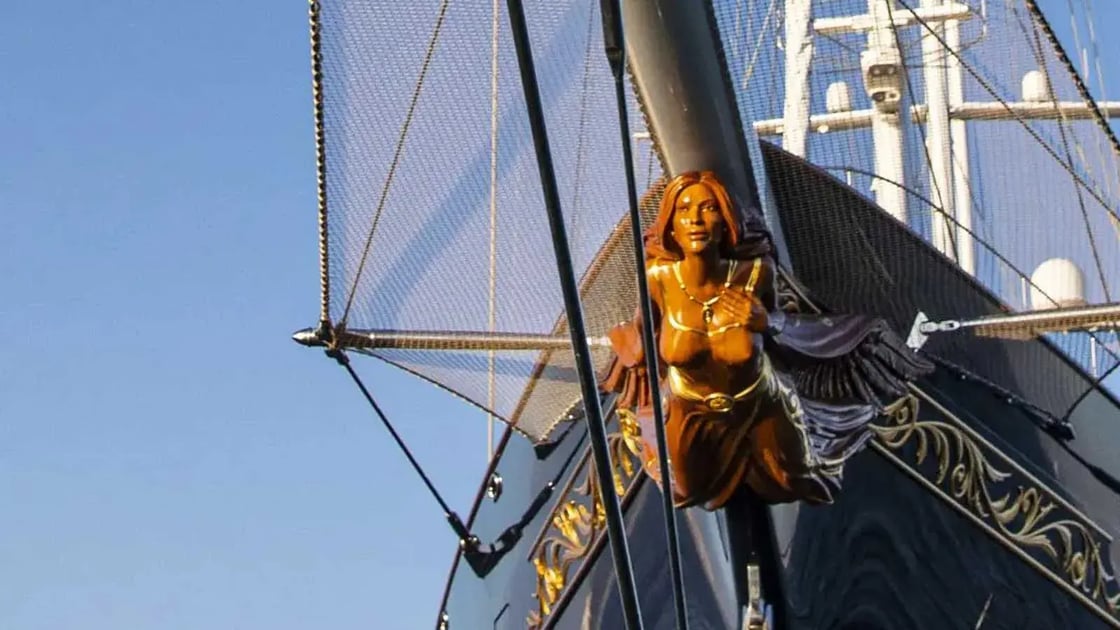 92d1b280-dd28-11ed-8514-bb60eb8c26ee-koru-yacht