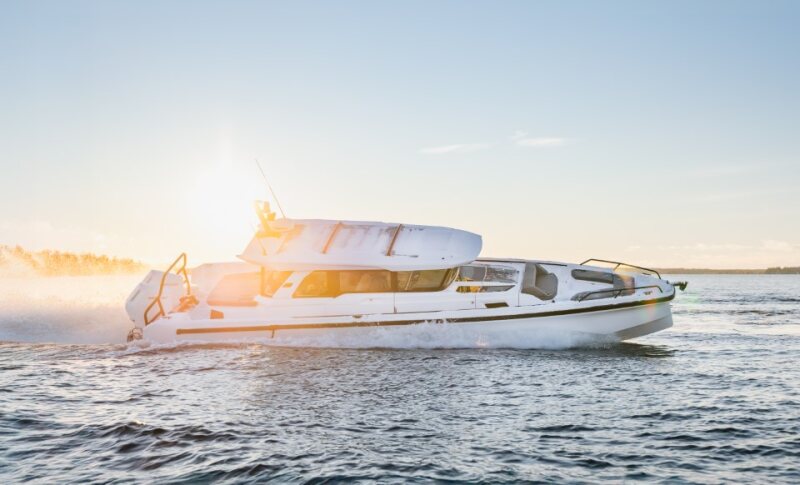 Axopar-38-XC-Cross-Cabin_E29A4579-Edit-2-2__ScaleWidthWzgwMF0