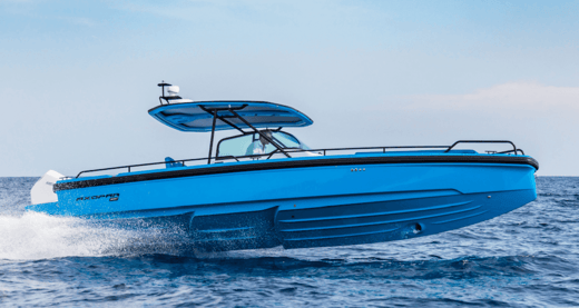 Axopar-Nordic-design-stepped-hulls-1-25-25