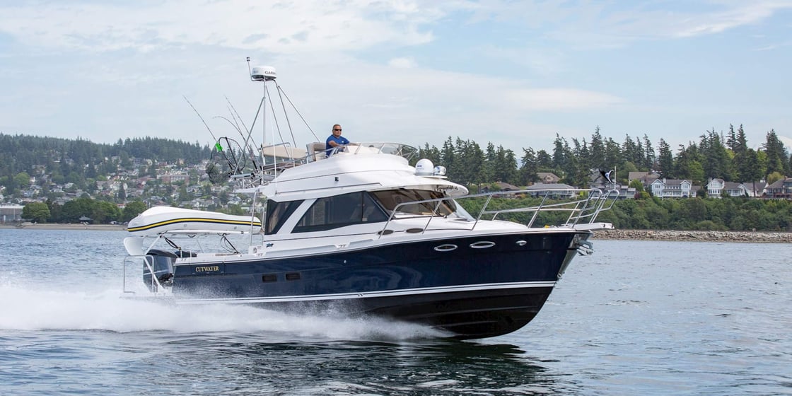 Cutwater-C-32-CB-running-10-13-25