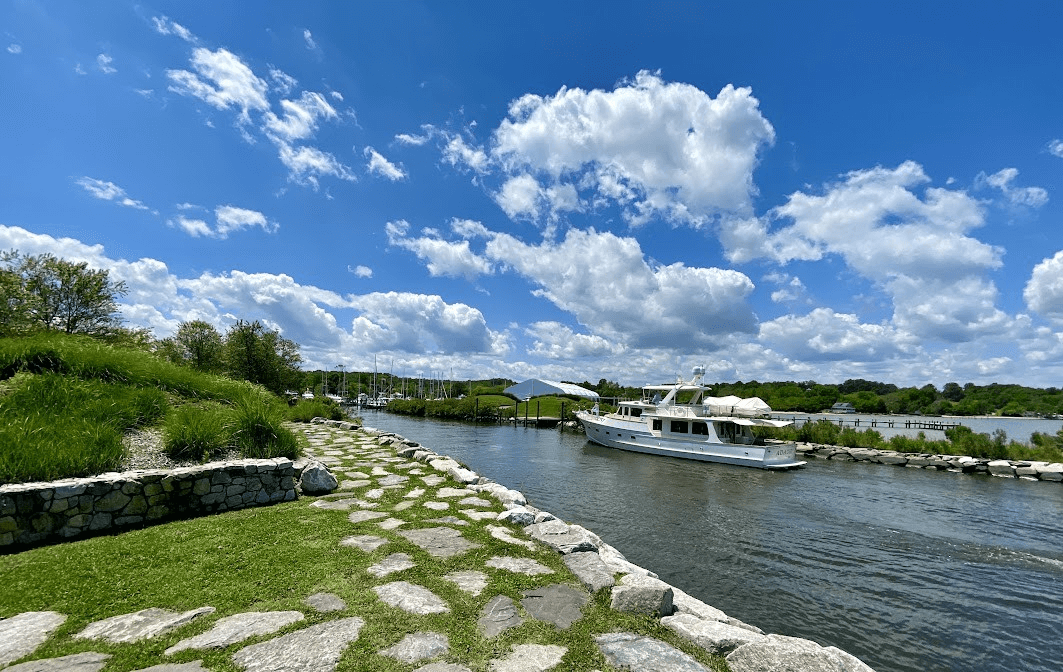 Deale-Maryland-Herrington-Harbor-South-entrance-channel-10-13-24