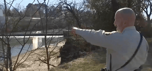 officer helps rescue