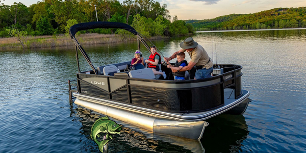 Lowe Pontoon - Fishing