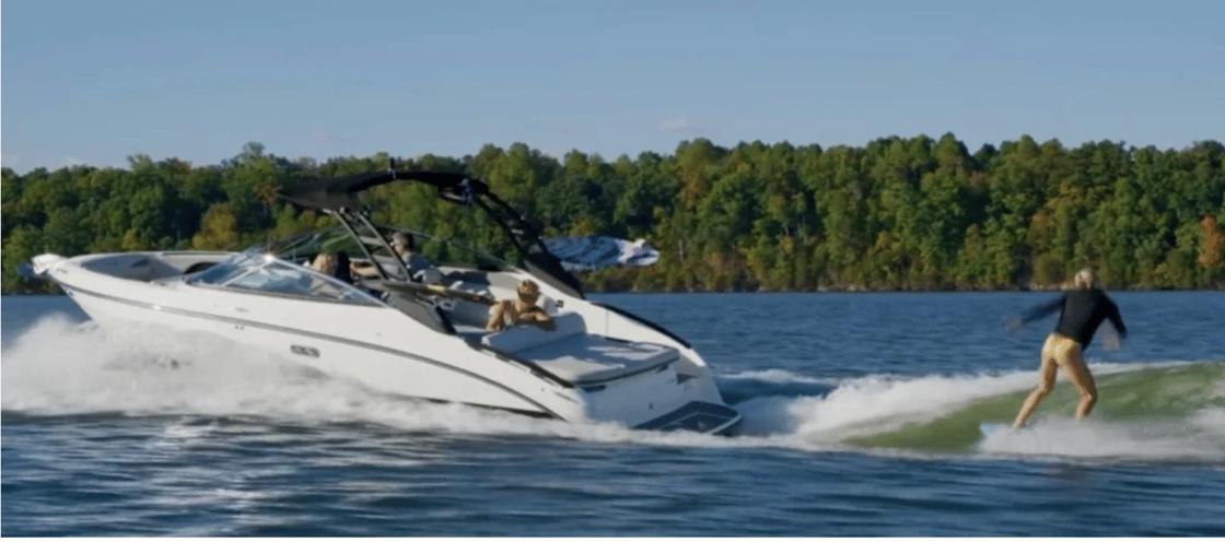 Sea Ray SLX 260 Surf End of Summer Sale