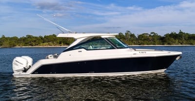 Tiara 34